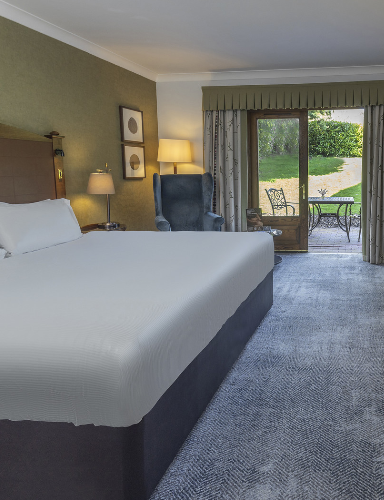 SUPERIOR ROOM