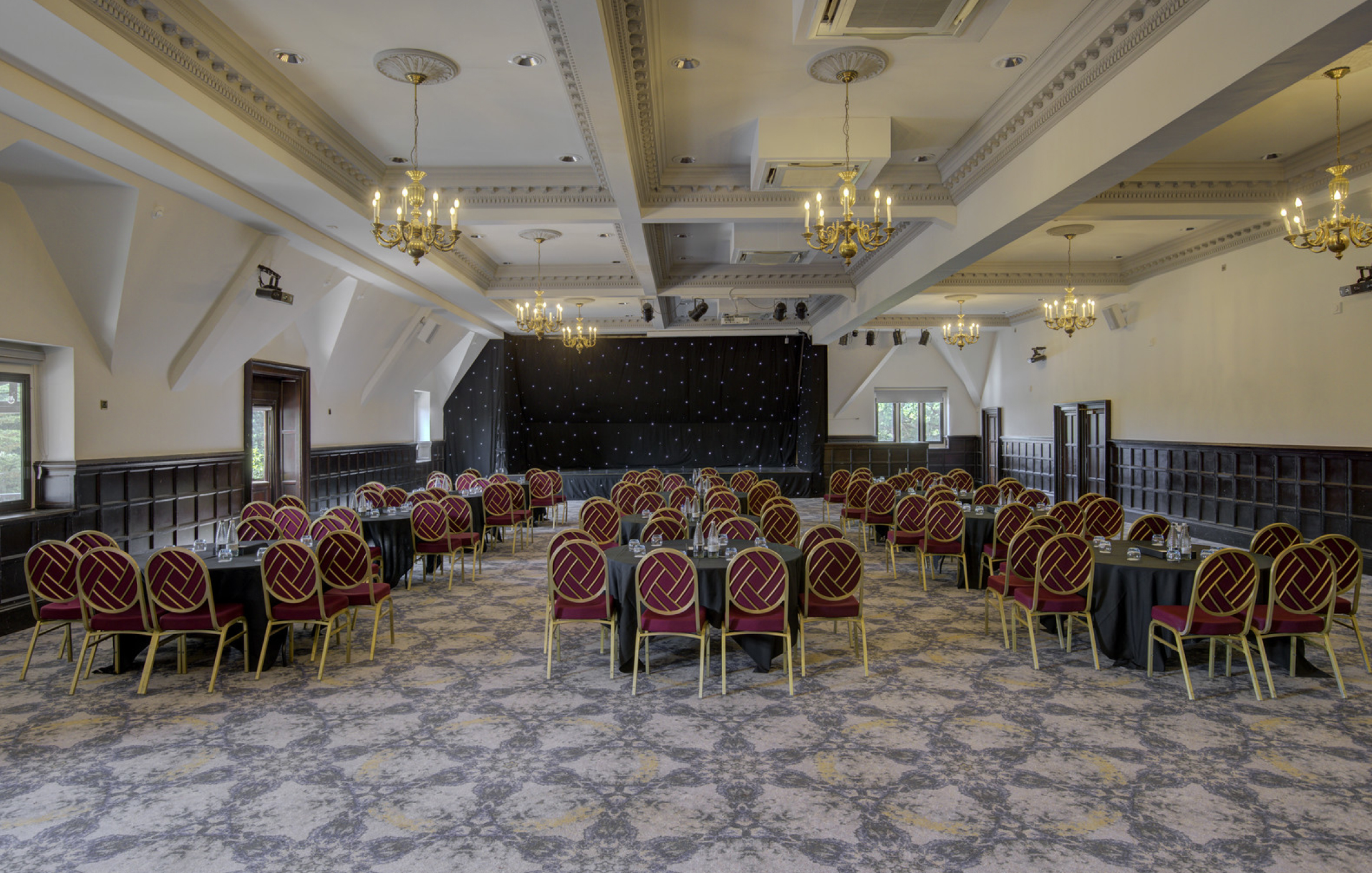 Sunningdale Suite Carousel 2