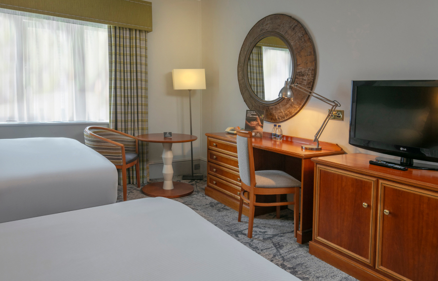 Dunstonhall Classicfamily Carousel Desktop 3