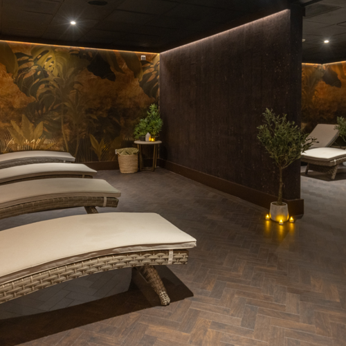 <p>RELAXATION ROOM</p>