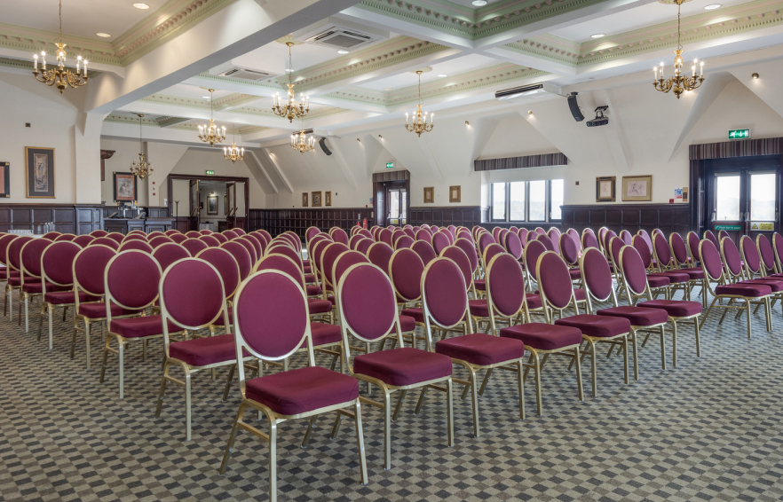 Carousel Desktop Sunningdale Suite Theate 5 Carousel