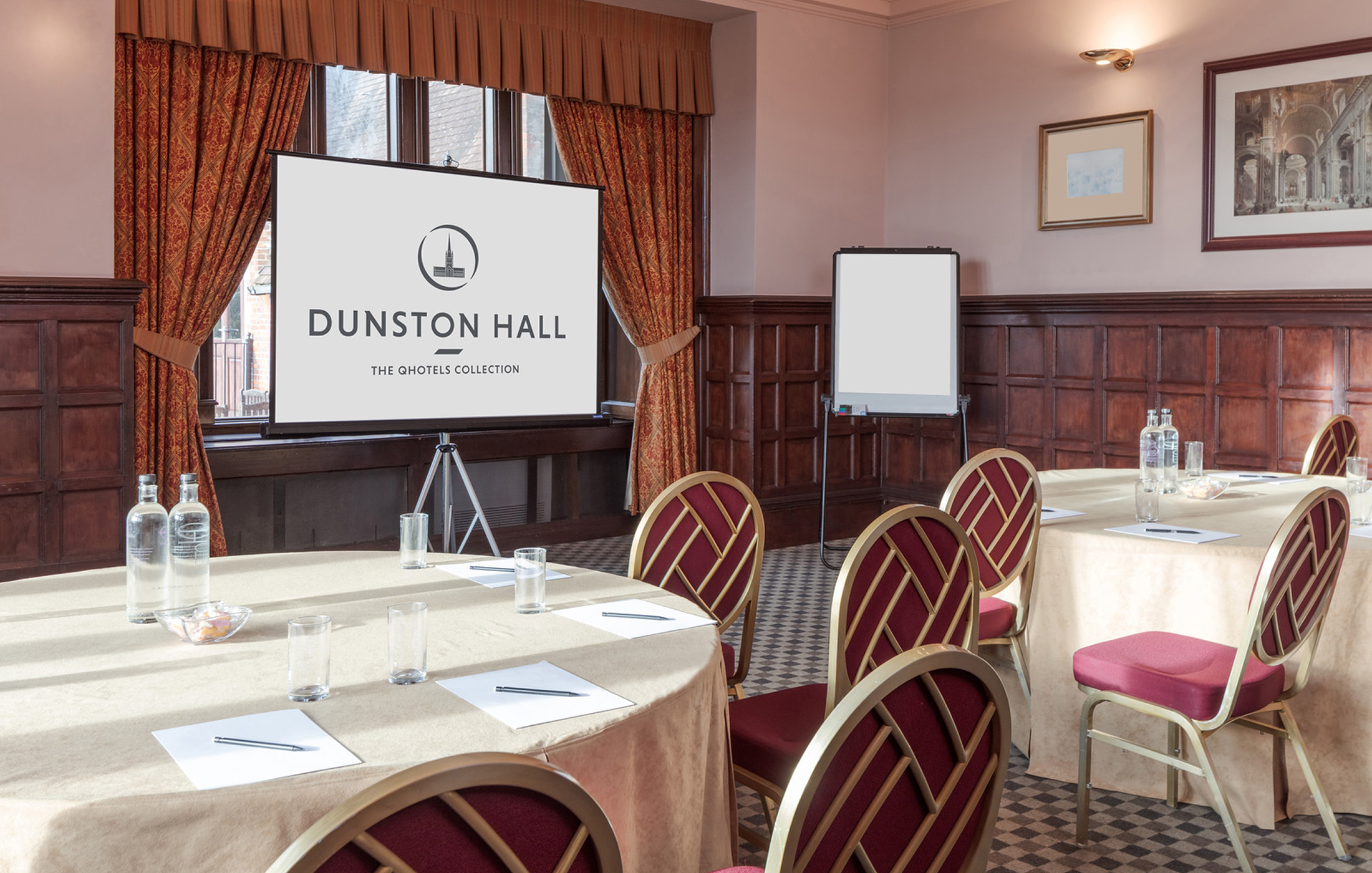 Wentworth Suite Cabaret 1