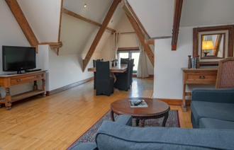Penthouse Suite 2
